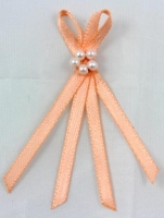 peach double bow with pearls